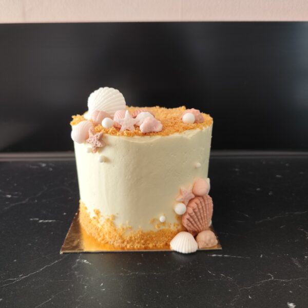 Layer cake coquillages pour anniversaire enfant